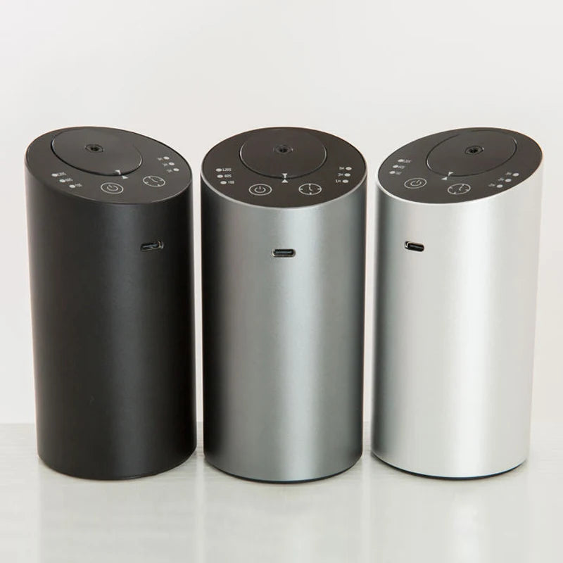Diffuseur d'arômes sans fil pour voiture avec flacon d'huile essentielle vide de 20 ml. Diffuseur de parfum électrique rechargeable pour la maison et la chambre.