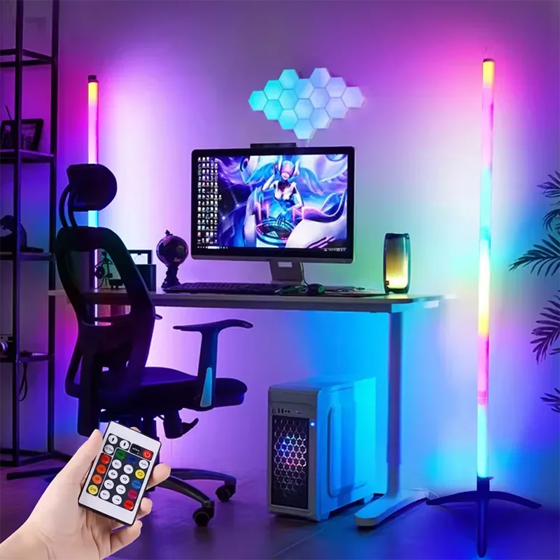 Lampadaire d'angle intelligent RGB avec application et télécommande, éclairage d'ambiance LED à intensité variable pour salle de jeux, salon ou chambre.