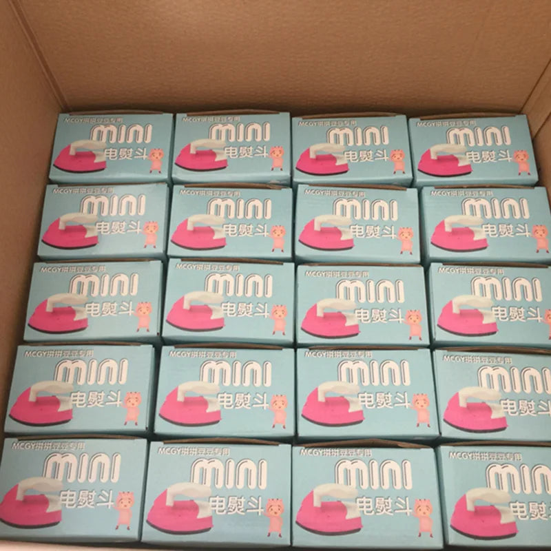 Mini fer à repasser électrique, fer à repasser portable et pratique, avec coussinet isolant en silicone pour repasser le linge.
