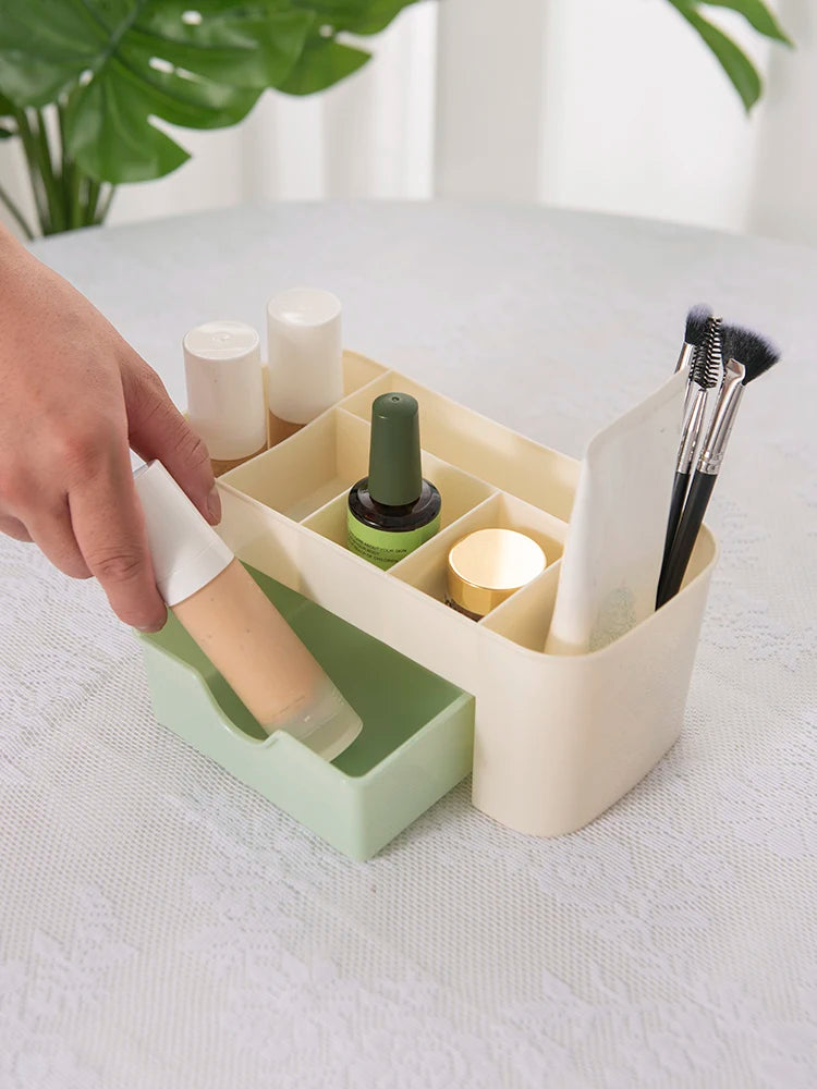 Boîte de rangement multifonctionnelle pour vernis à ongles et outils