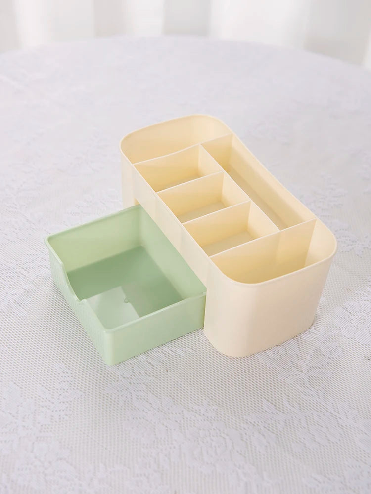 Boîte de rangement multifonctionnelle pour vernis à ongles et outils